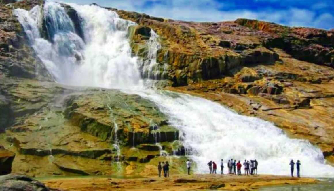 Kuntala Waterfalls