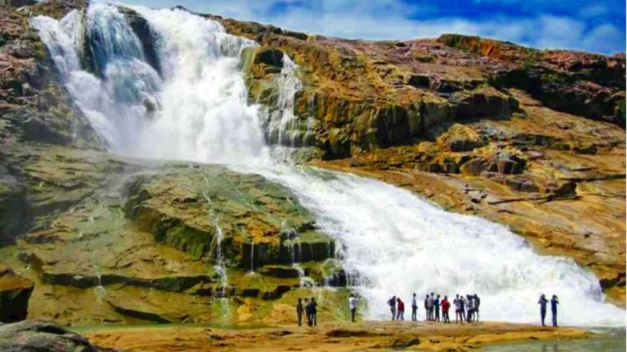 Kuntala Waterfalls